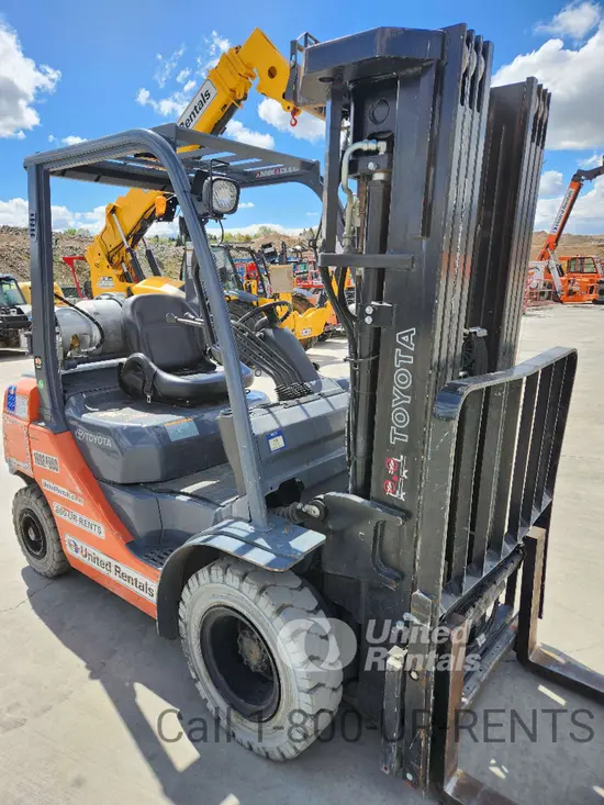 2019 Toyota 8FGU25 Warehouse Forklift