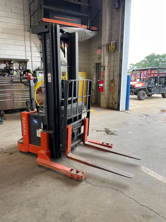 2020 Toyota 6BWR15 Warehouse Forklift