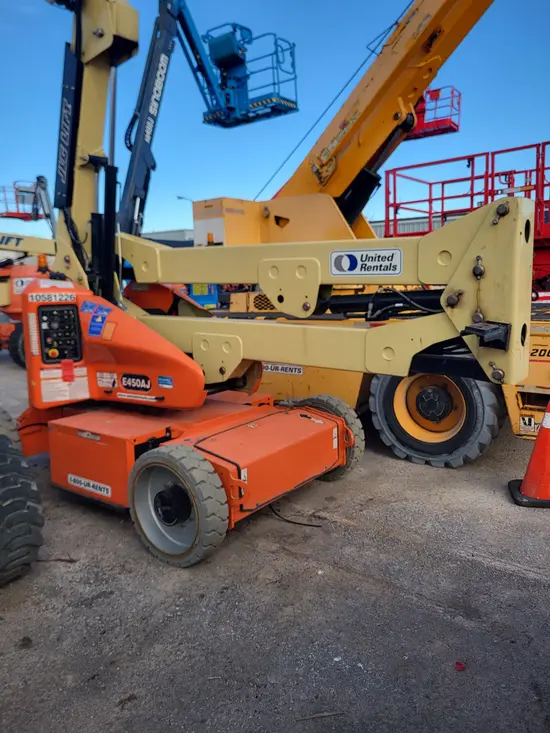 2017 JLG E450AJ Articulating Boom Lift