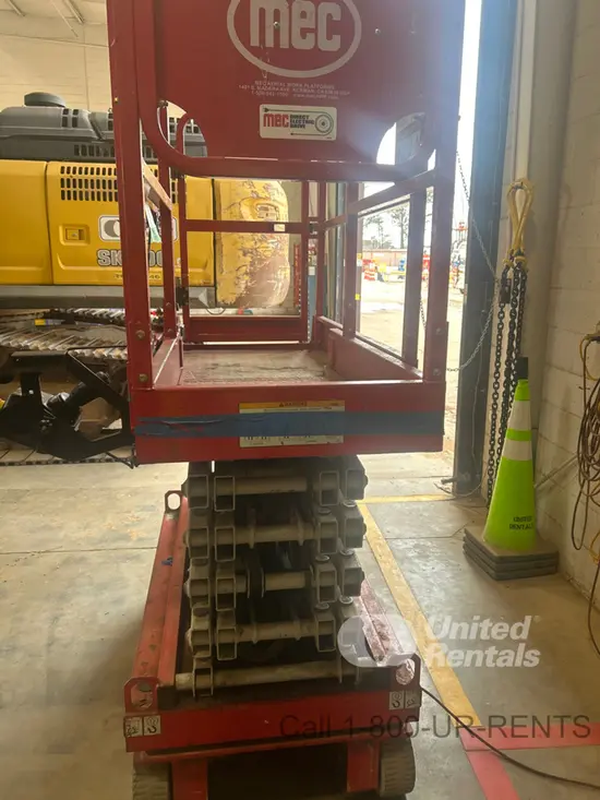 2020 MEC MICRO 19 Scissor Lift