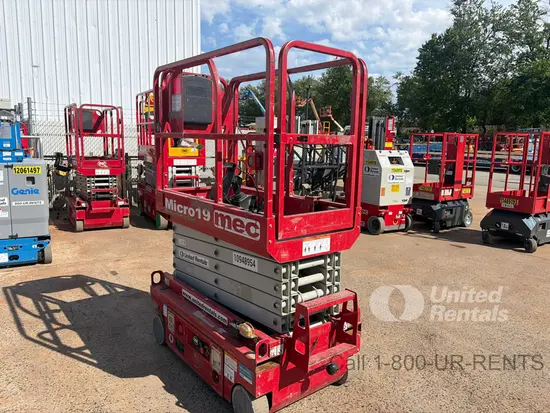 2019 MEC MICRO 19 Scissor Lift