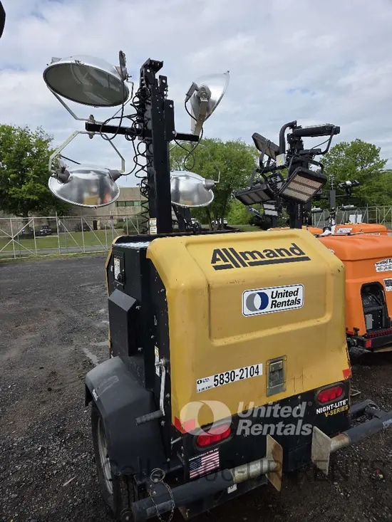 2018 Allmand NIGHT LIGHT V Portable Light Tower