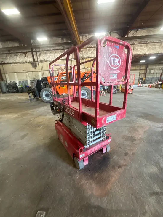 2018 MEC MICRO 19 Scissor Lift