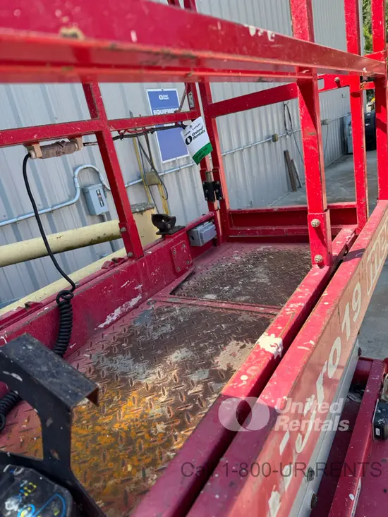2018 MEC MICRO 19 Scissor Lift