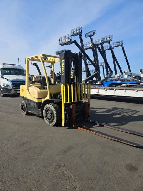 2016 HYSTER H80FT Warehouse Forklift
