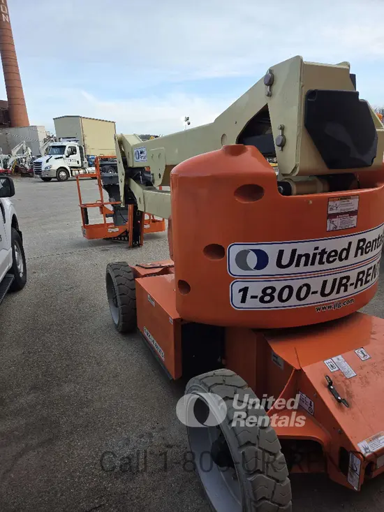 2017 JLG E450AJ Articulating Boom Lift
