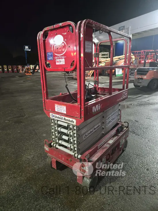 2019 MEC MICRO 19 Scissor Lift