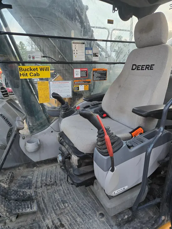 2021 John Deere 350G Excavator