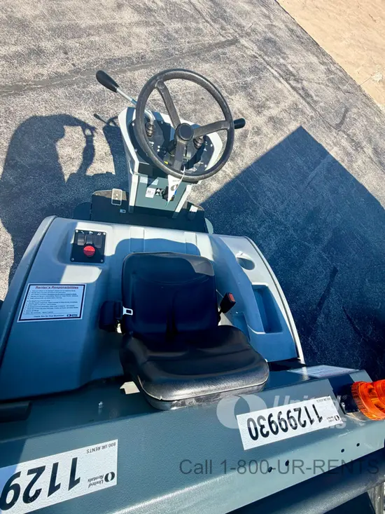 2021 Clarke SW4000 49 Sweeper
