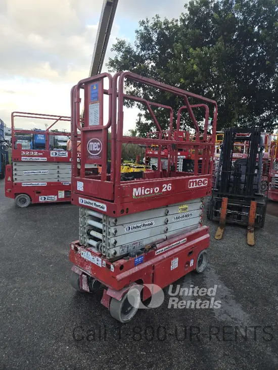 2020 MEC MICRO 26 Scissor Lift