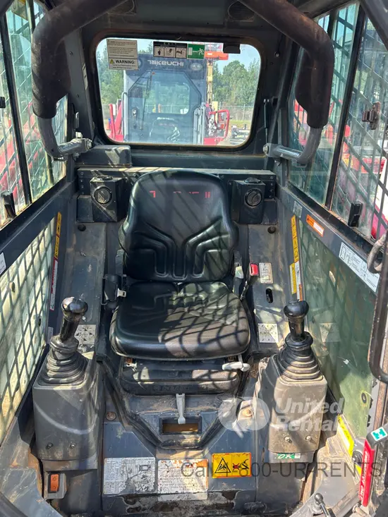 2022 Takeuchi TL6CR Track Loader