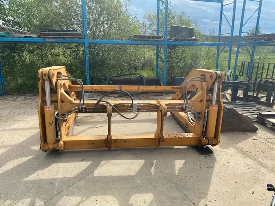 2009 Case 90K0105