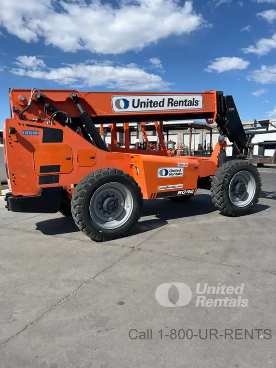 2019 SKYTRAK 8042 Forklift