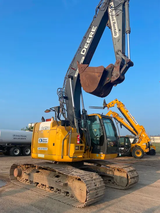 2019 John Deere 245G LC Excavator