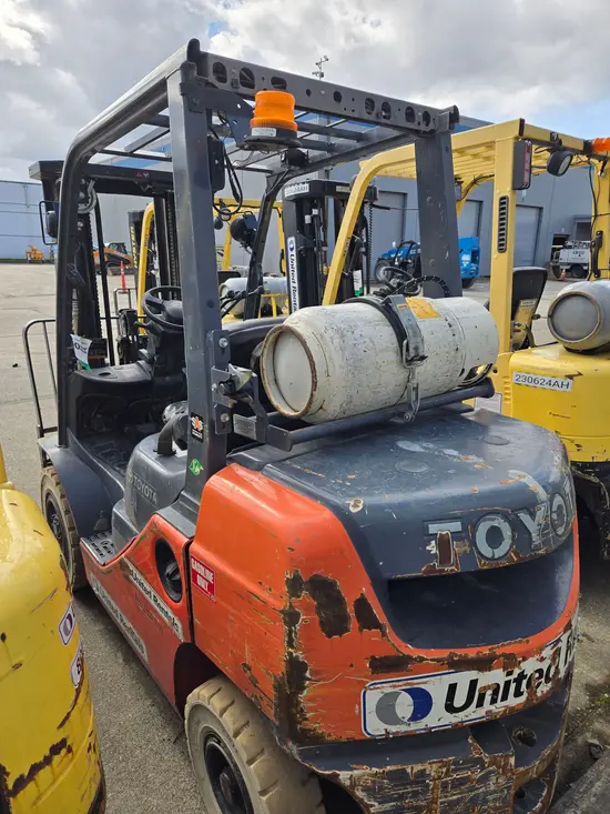 2020 Toyota 8FGU25 Warehouse Forklift