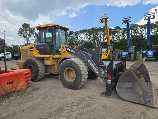 2022 John Deere 544P Wheel Loader