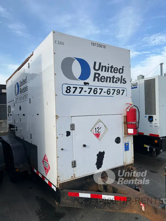 2013 Cummins C300D6R Diesel Generator