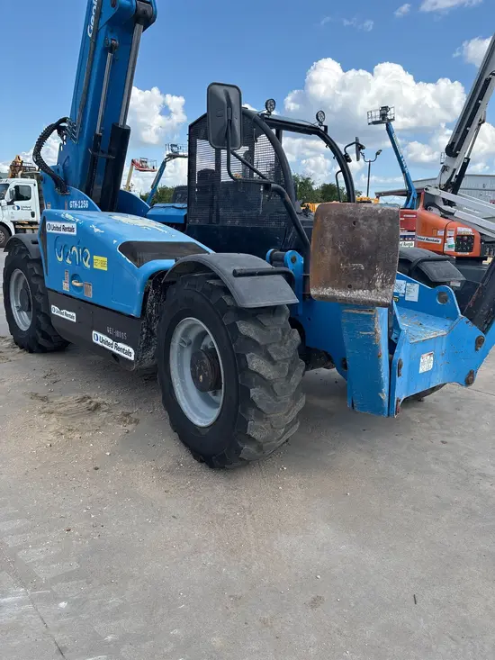 2018 Genie GTH-1256 Forklift