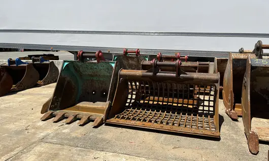 Sieve Bucket - A sieve bucket attachment, used for sorting and seaparting materials.                                                                                                                  Multi-Processor/Pulveriser - Multi-processor, or also known as a pulveriser, in action, mounted on an excavator between rotating sorting grabs.                                                                                                                                                                           