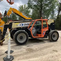 2017 JLG 742 Forklift