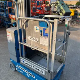 2017 Genie GR-20 Self-Propelled One-Person Lift