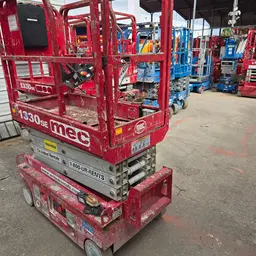 2018 MEC 1330SE Scissor Lift