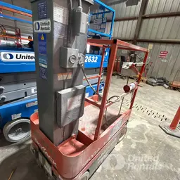2016 Skyjack SJ16 Self-Propelled One-Person Lift
