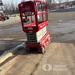 2019 MEC MICRO 19 Scissor Lift