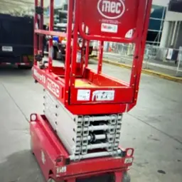 2018 MEC MICRO 19 Scissor Lift