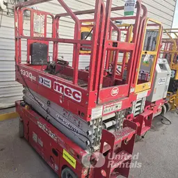 2018 MEC 1930SE Scissor Lift