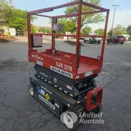 2018 Skyjack SJIII3219 EE Scissor Lift