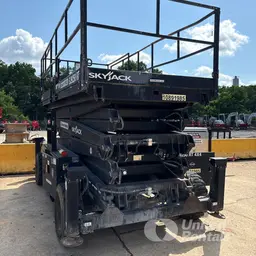 2019 Skyjack SJ9250RT Rough Terrain Scissor Lift