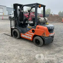 2019 Toyota 8FGU30 Warehouse Forklift