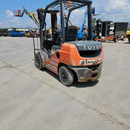 2019 Toyota 8FDU25 Warehouse Forklift
