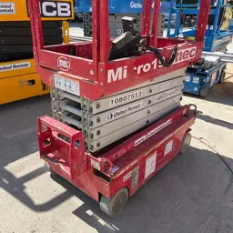 2018 MEC MICRO 19 Scissor Lift