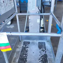 2017 Genie AWP-30SDC Pusharound Lift