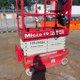 2019 MEC MICRO 19 Scissor Lift
