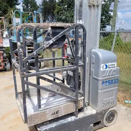 2016 JLG 20MVL Self-Propelled One-Person Lift