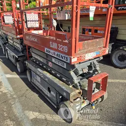 2018 Skyjack SJIII3219 Scissor Lift