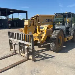 2018 Gehl DL12-55 Forklift