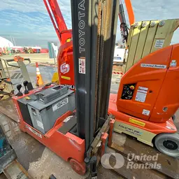 2018 Toyota 6BWC20 Warehouse Forklift