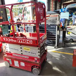 2018 MEC 1330SE Scissor Lift