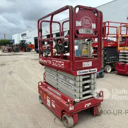 2020 MEC MICRO 19 Scissor Lift