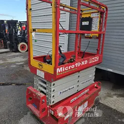 2020 MEC MICRO 19-XD Scissor Lift