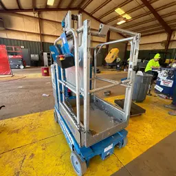 2018 Genie GR-20 Self-Propelled One-Person Lift