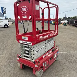 2019 MEC MICRO 19 Scissor Lift