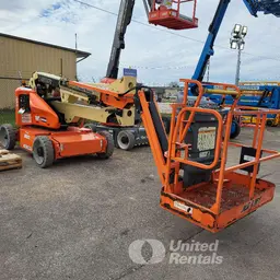 2017 JLG E450AJ Articulating Boom Lift