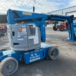 2015 Genie Z-34/22N Articulating Boom Lift