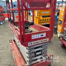 2019 MEC MICRO 19 Scissor Lift