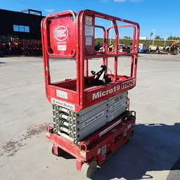 2018 MEC MICRO 19 Scissor Lift